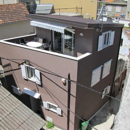 Vukovic Casa de Férias Vodice